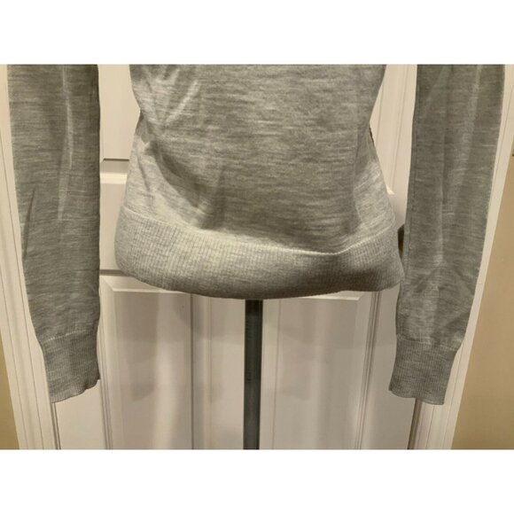 Diane Von Furstenberg Gray & Silver Sequin "Paryse" 100% Wool Sweater, Size P - Picture 8 of 11